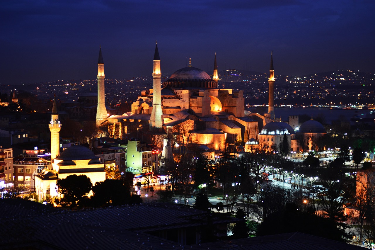 Besuch der Hagia Sophia mit Tipps zum Zugang für die obere Galerie und aktuellen Preisen