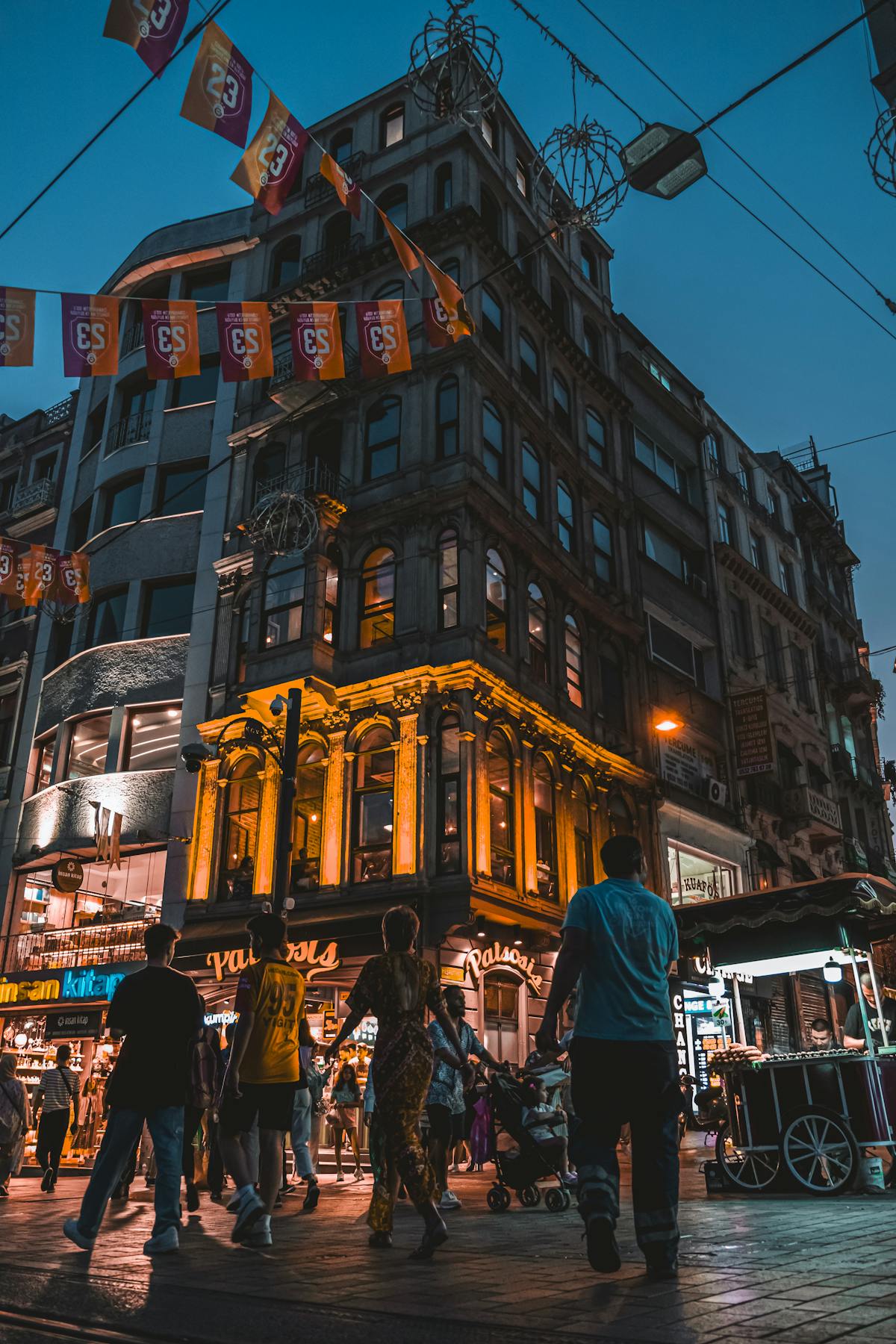 Sicher durch Istanbul mit Tipps gegen Touristenfallen und aktuellen Preisen für den Alltag