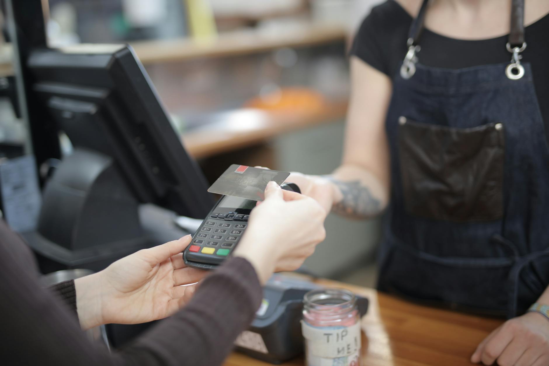 Faires Trinkgeld in Istanbul mit praktischen Beispielen für Restaurants und Services